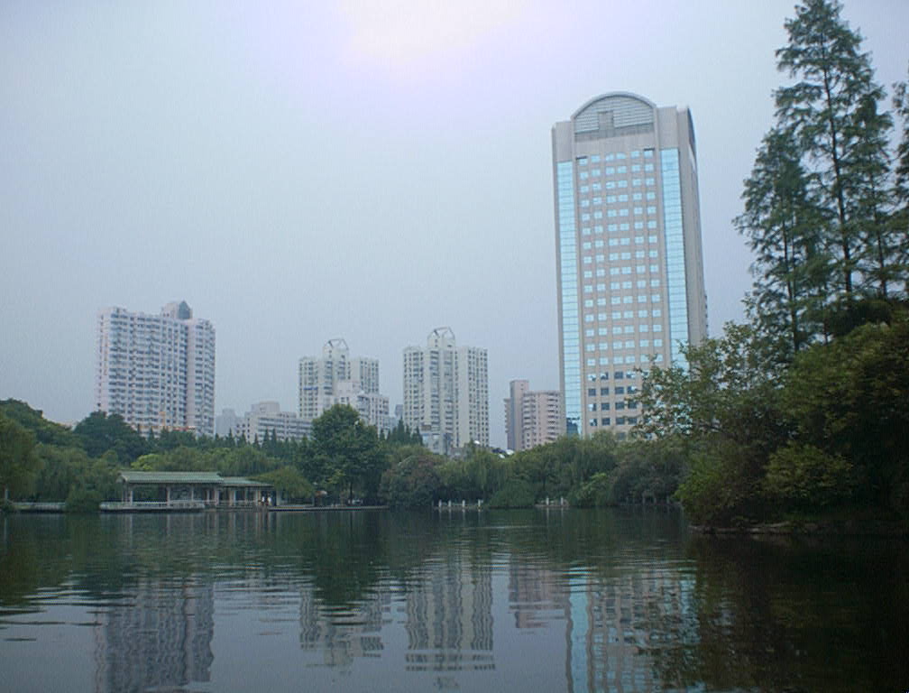 Shanghai - Lu Xun Park 0019.JPG